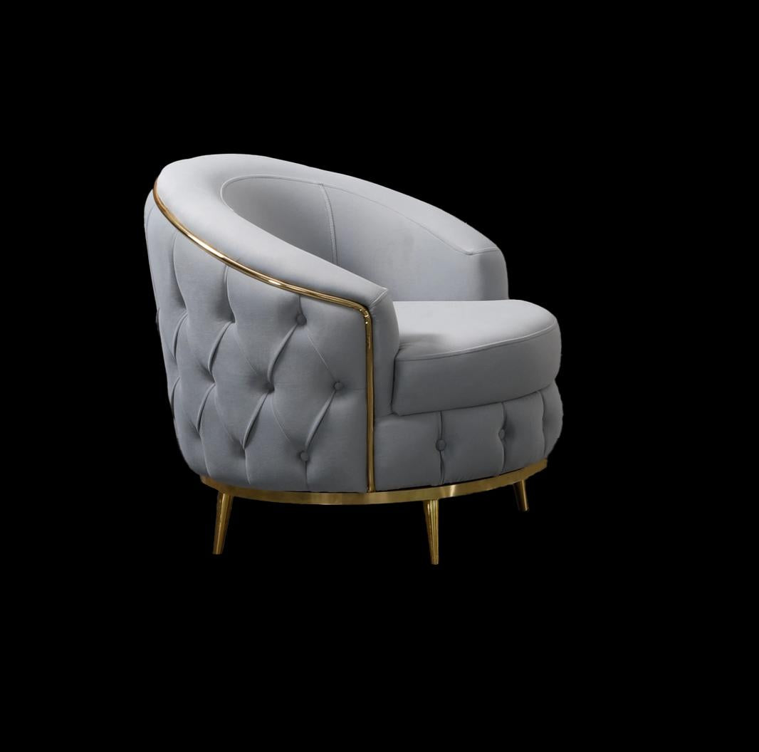 Chesterfield Swivel Chair – Luxurious Tufted Leather Office Chair