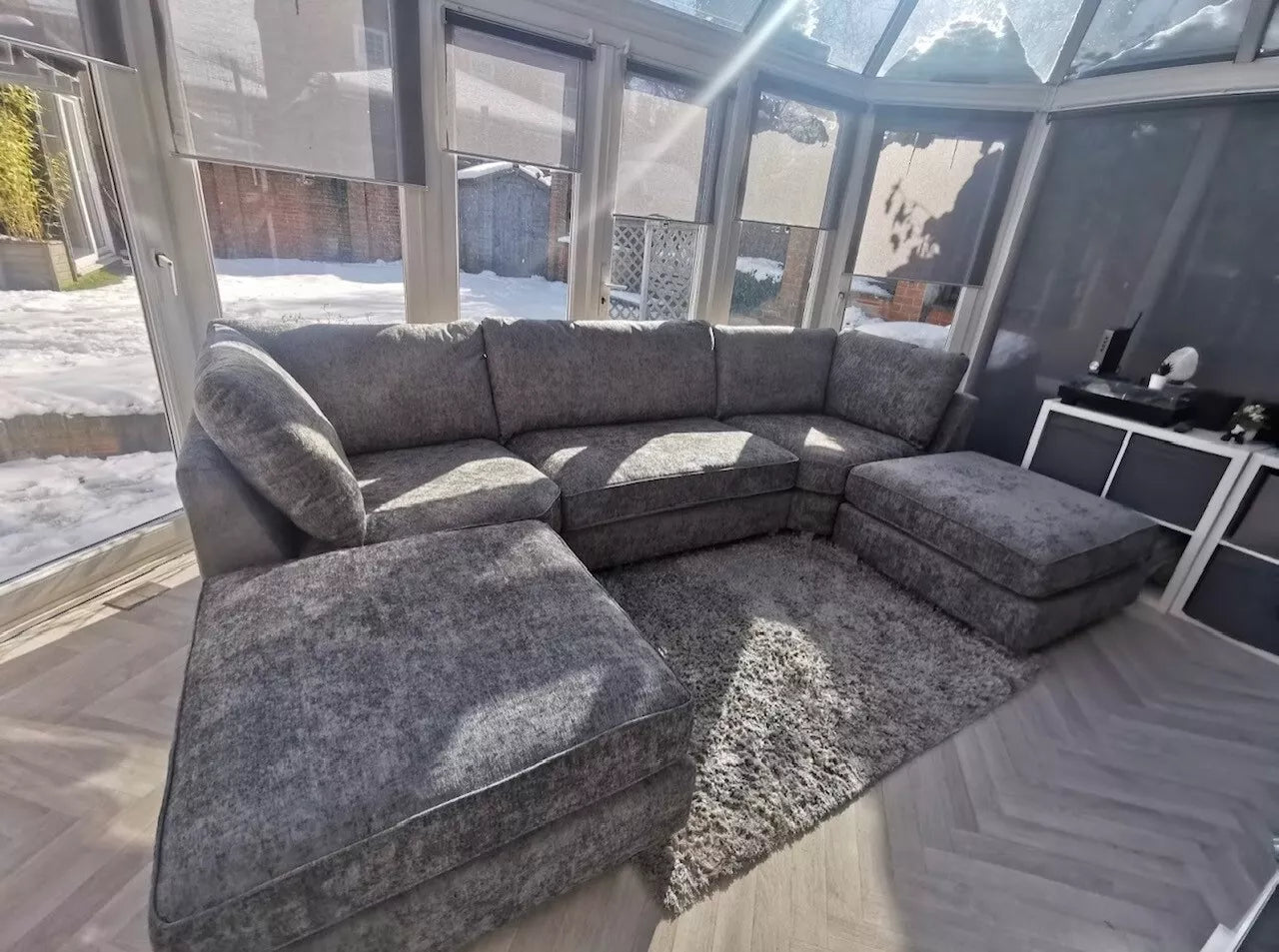 Bishop Large U-Shape Corner Sofa – Platinum Grey / Platinum Silver